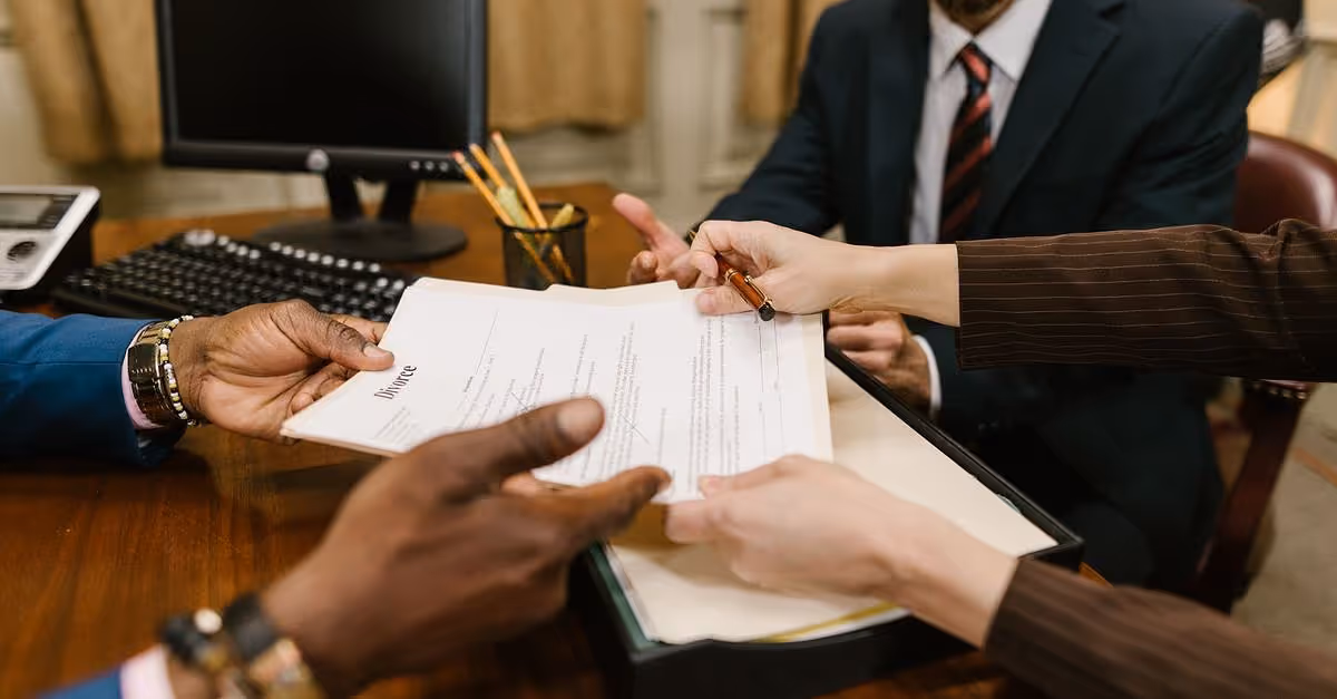 Microcréditos: juzgado obliga a entregar contratos ocultos
