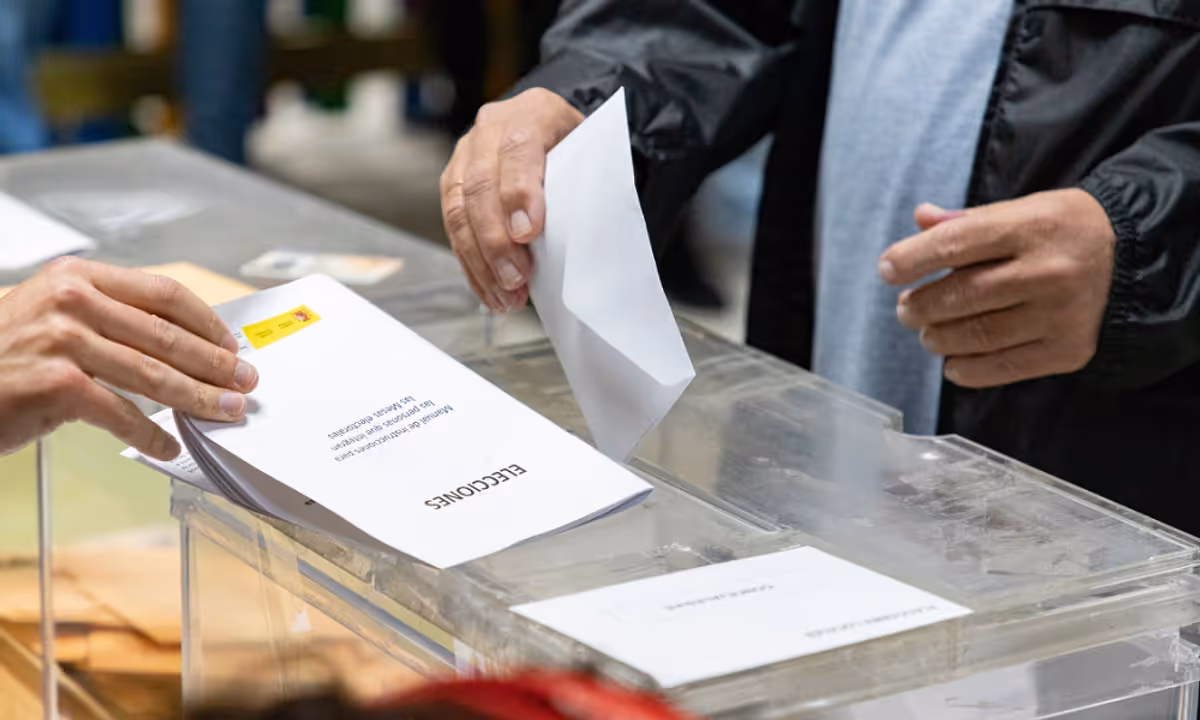 Ley de Memoria Democrática: Supremo frena voto de nacionalizados